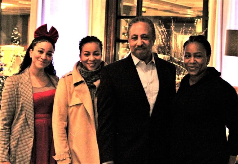 Morris and Daughters (3) A1